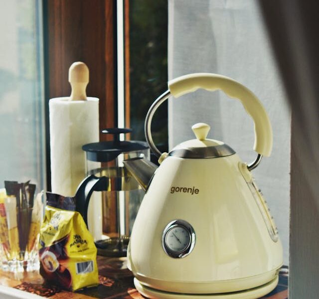 Fast-Boil Electric Kettle – Stainless Steel, Auto Shut-Off, 1.5L