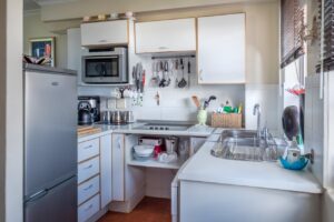 Kitchen Organiser Tips: Maximize Space in Small Indian Kitchens