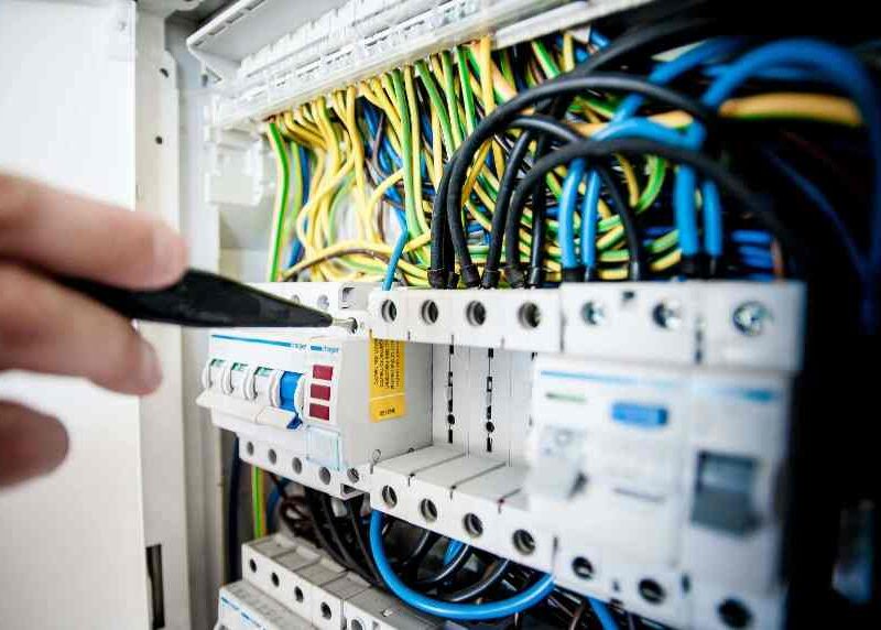 Certified Electrician for Residential & Office Work